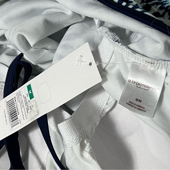 𝅺🆕 Liz Lange Maternity Halter One Piece Swimsuit - Picture 5 of 5